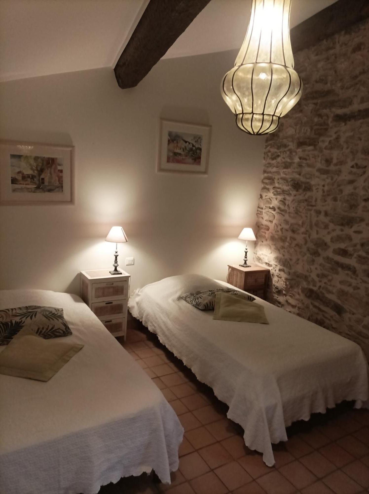 Château de Colombières sur Orb Extérieur photo