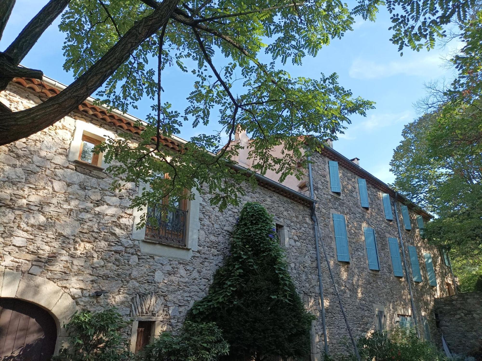 Château de Colombières sur Orb Extérieur photo