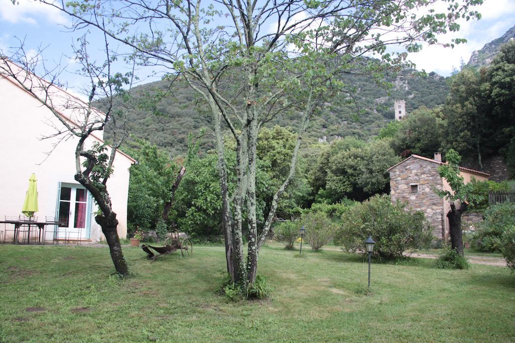 Château de Colombières sur Orb Extérieur photo